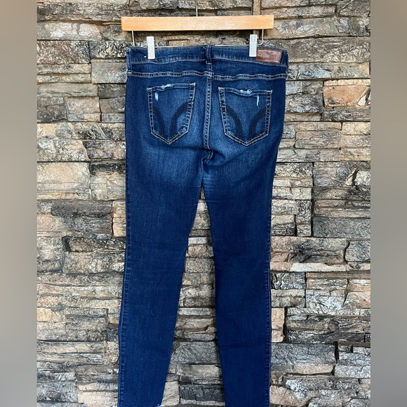 Hollister Blue Skinny Jeans with Distressed Details - Picture 4 of 9